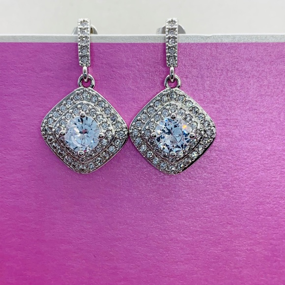 🌟 Sterling Silver 925 CZ Earrings - Picture 6 of 9